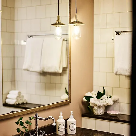 Hotel Savoy 1918, A Member Of Small Luxury Of The World 5*