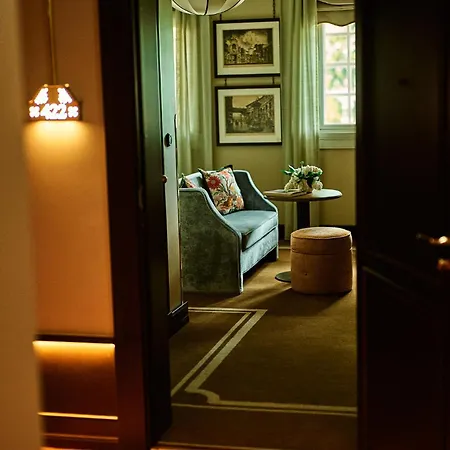 Savoy 1918, A Member Of Small Luxury Of The World Hotell Oslo
