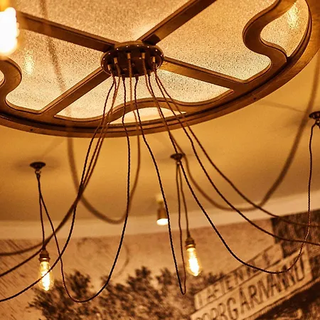Savoy 1918, A Member Of Small Luxury Of The World Hotell 5*