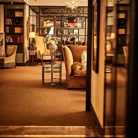 Hotell Savoy 1918, A Member Of Small Luxury Of The World