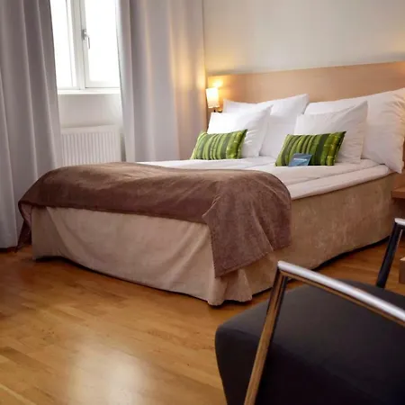 Savoy Hotel 4*