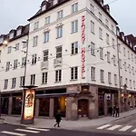 Savoy 1918 Szálloda 5*