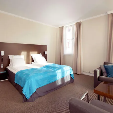 Savoy 1918, A Member Of Small Luxury Of The World